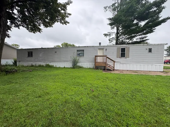 414 Sunrise Park #414, Pella, IA 50219