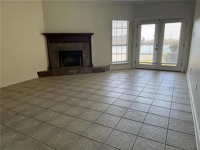 2 bed, 2.5 bath, 1783 sqft, $1,700 — Photo 4