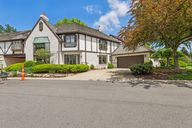 Windsor Ct-0805-001.jpg