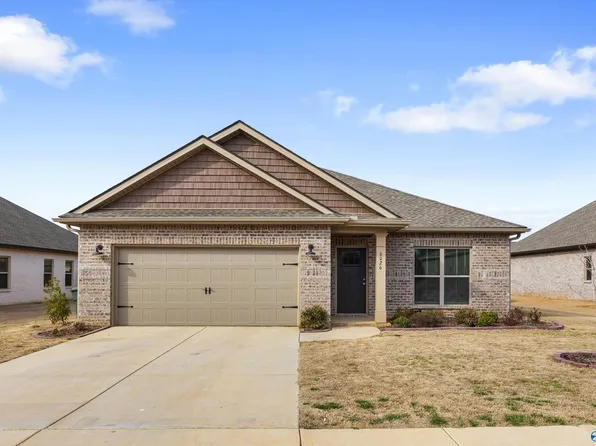 6026 Margie Collins Dr, Owens X Rds, AL 35763