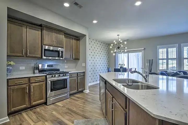 1103 Brightskies St — Photo 10