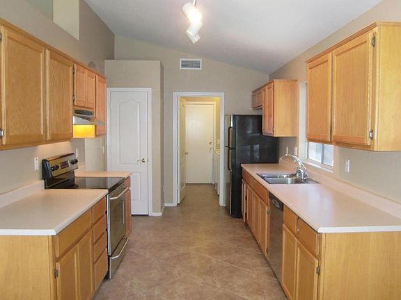 2nd image of 1054 W Dava Dr