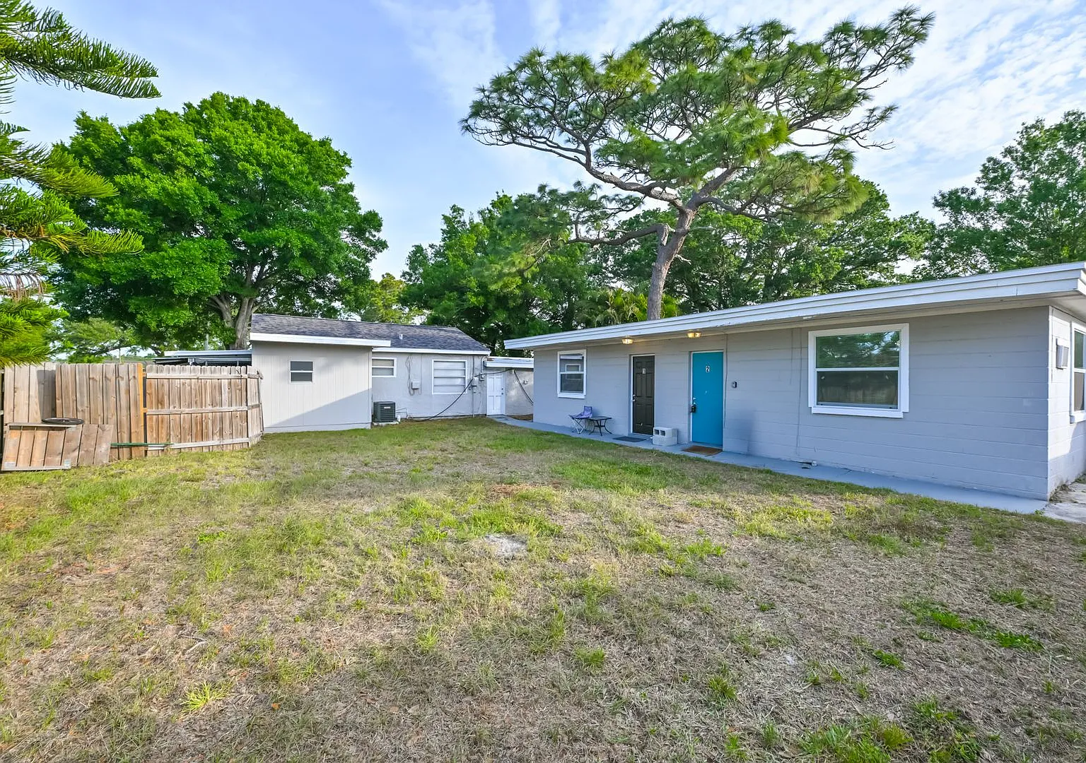 Pet-Friendly Largo Studio | Clean, Modern & Convenient Location! — Photo 1