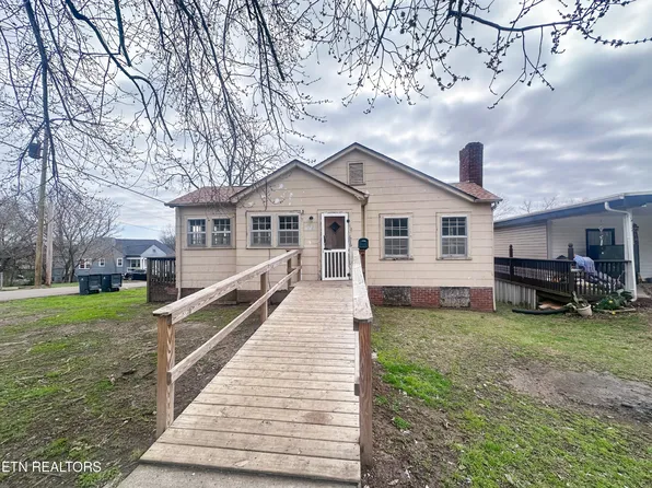 2630 Washington Ave, Knoxville, TN 37917