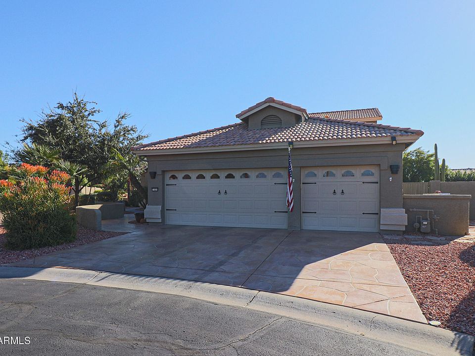1st image of 15026 W Crenshaw Dr