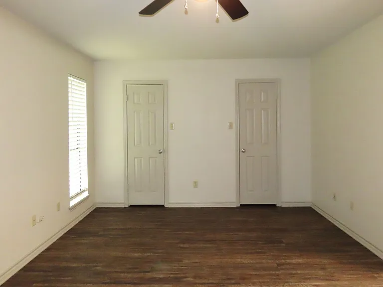 705 Kelli — Photo 23