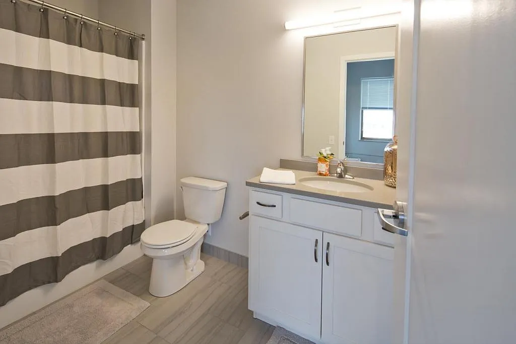 216 Sycamore St — Photo 1