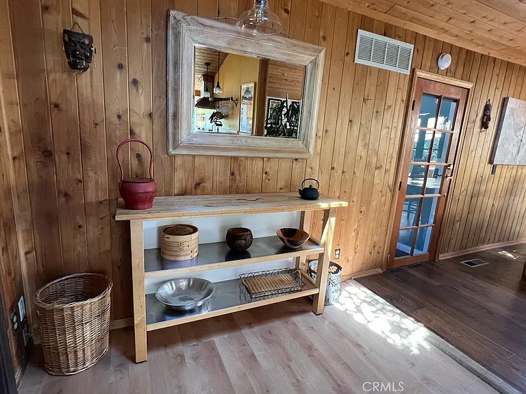 456 S Skyline Dr — Photo 18