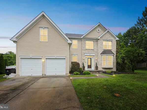 1285 Kearsley Rd, Sicklerville, NJ 08081