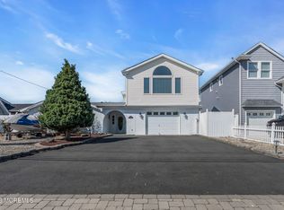 1838 Skiff Court, Toms River, NJ 08753