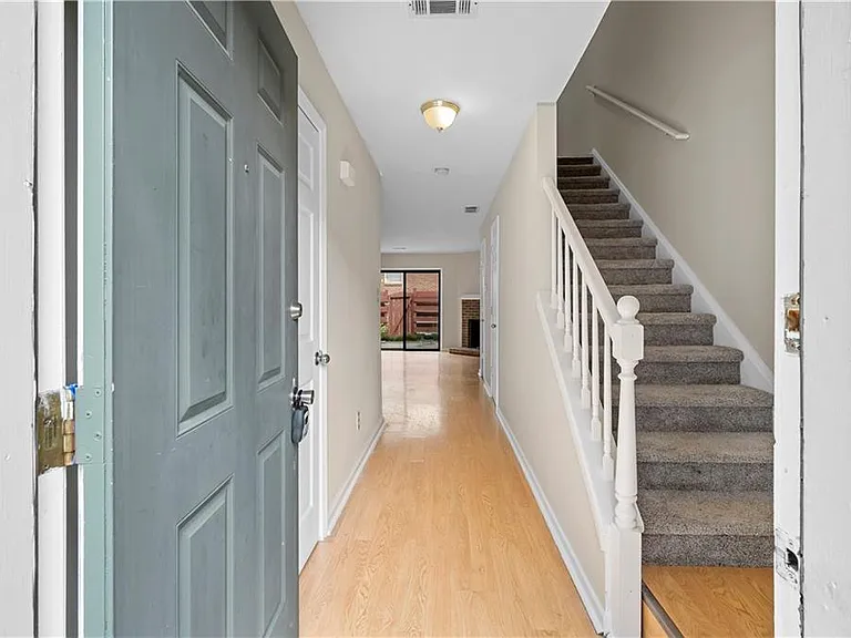 2894 Webb Bridge Rd — Photo 2