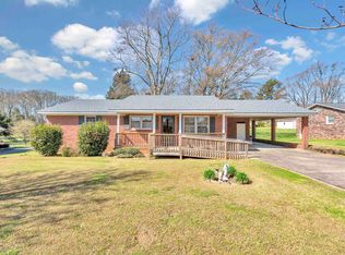 120 Fitzgerald Rd, Spartanburg, SC 29307