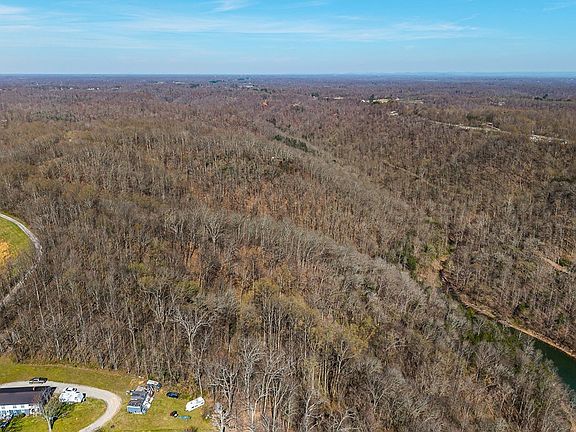 4th image of 7860 Aunt Helen Rd