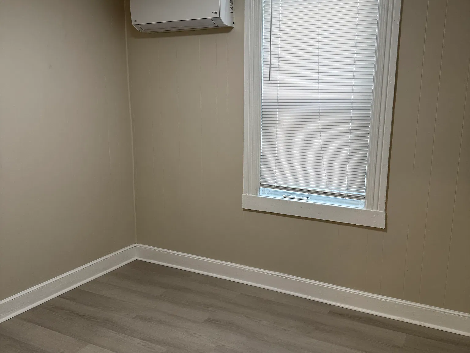 2 bed, 900 sqft, $2,000 — Photo 4