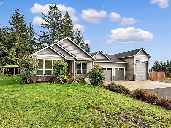 3rd image of 241 Junco Ln