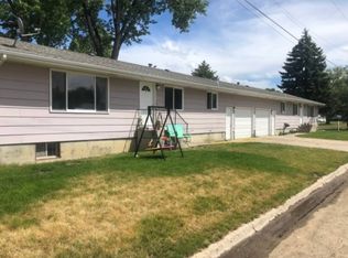 419 S 5th Ave W, Malta, MT 59538