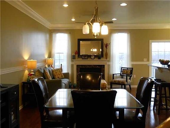 4th image of 1307 Balsam Dr