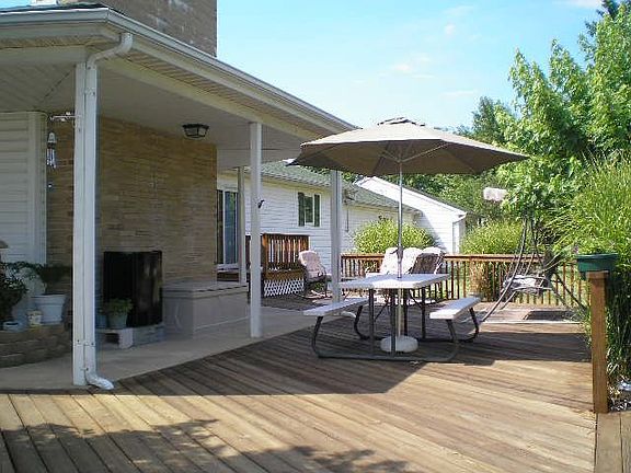 Huge Deck