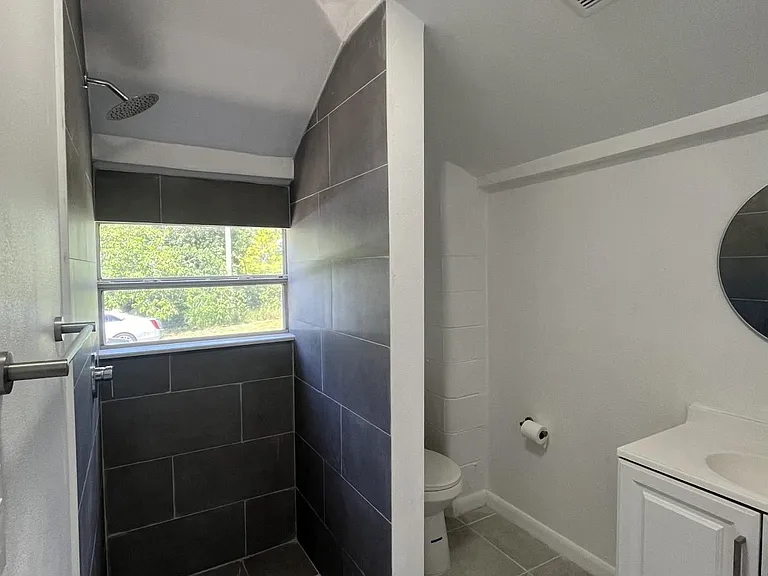 875 S Lake Shore Way #5 — Photo 3