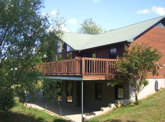 4th image of 449 River Oaks Dr