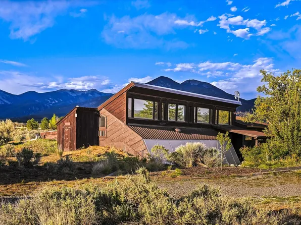 19 Wisdom Way, El Prado, NM 87529-0000
