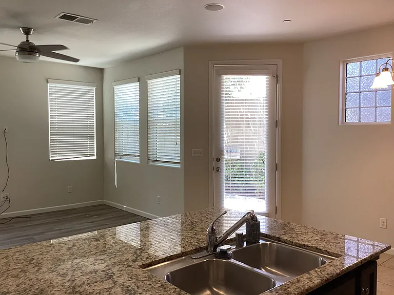 7009 N Harmony Dr — Photo 14