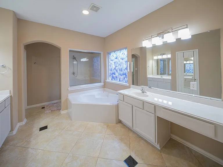 6023 Conroy Pointe Ln — Photo 16