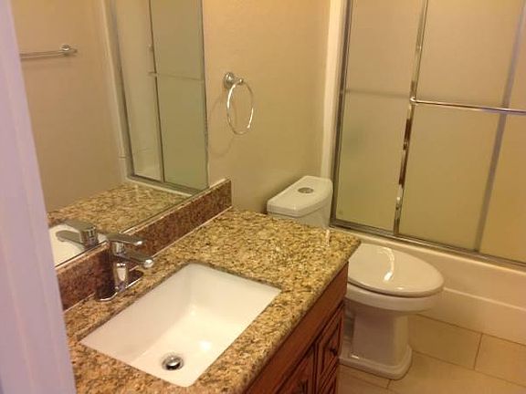 5th image of 180 W Rincon Ave #B1