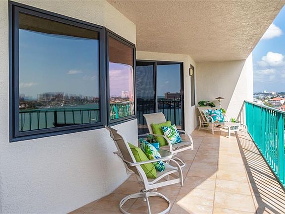 5th image of 670 Island Way APT 904