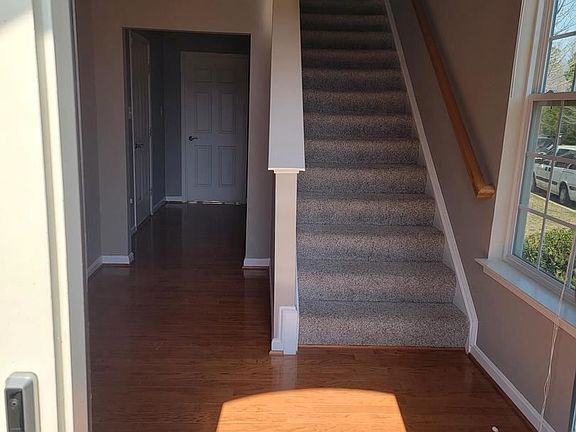 2nd image of 44578 River Otter Dr