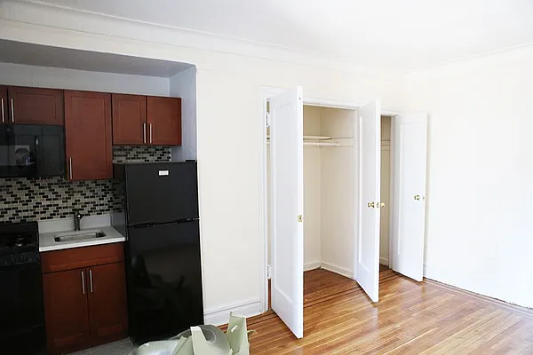 Rented by Chris Stewart, LREB | media 5