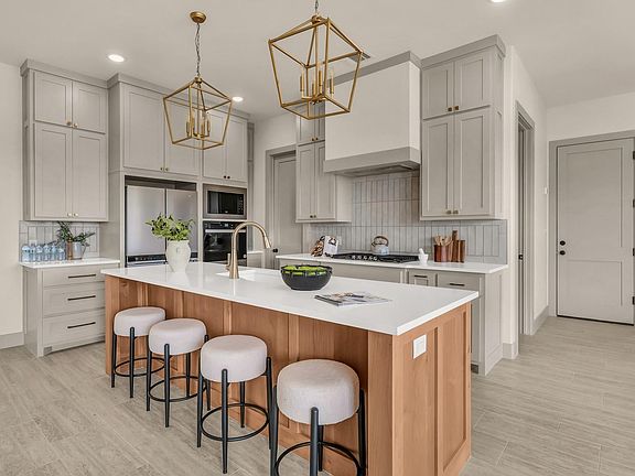 5th image of 164 Hulen Cir