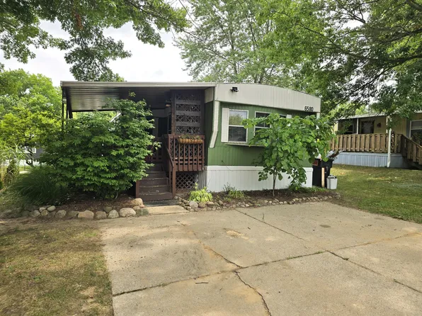 6580 Cobbler Ct SE, Caledonia, MI 49316