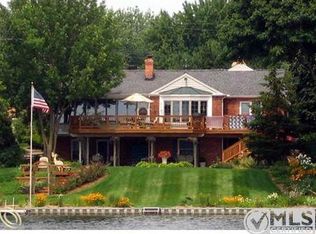 2485 W Walton Blvd, Waterford, MI