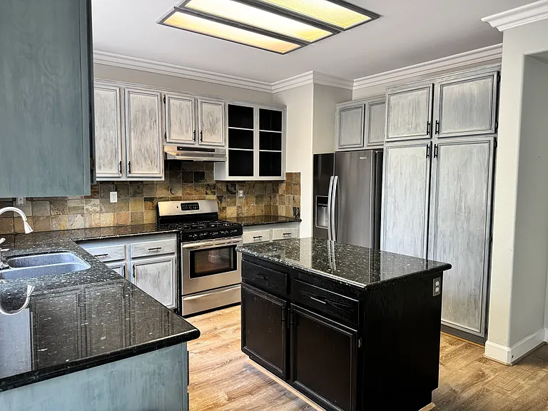 30050 Laurel Creek Dr — Photo 10