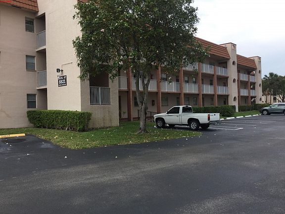 3rd image of 8821 Sunrise Lakes Blvd APT 311