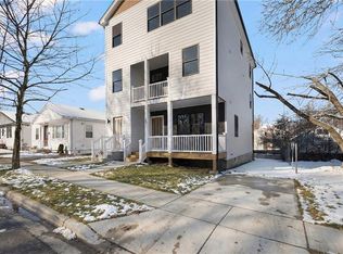 119 Farm St, Providence, RI 02908