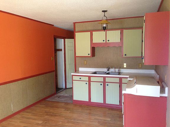 2nd image of 119 NW 18th St
