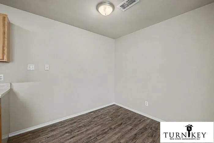 8028 Tanner Ave — Photo 8