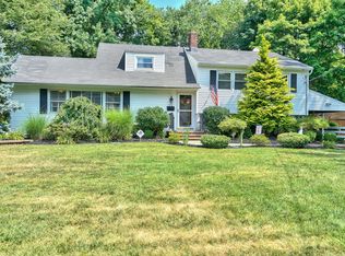 50 Carol Rd, Middletown, NJ 07748