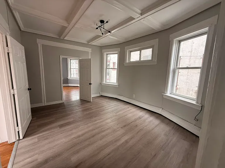 40 Coit St #1 — Photo 7