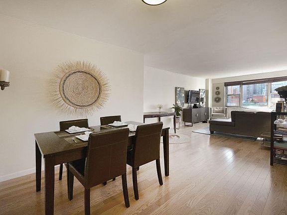 2nd image of 400 E 77th St APT 9F