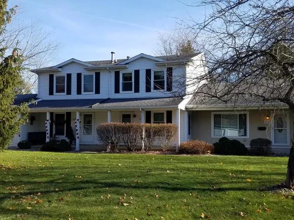 10065 Pepperell Ct, Portage, MI 49024