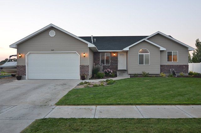 1st image of 3645 E Hyrum Dr