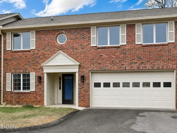1003 Hardwick Dr, Maryville, TN 37803