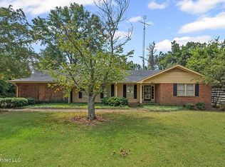 460 1st St, Lula, MS 38644