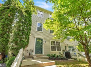 13706 Lark Song Dr, Germantown, MD 20874