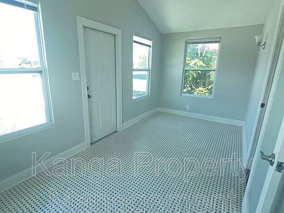 4th image of 418 Nottingham Blvd