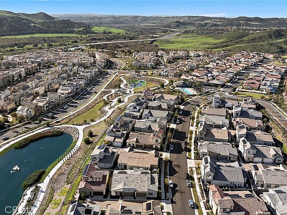 5th image of 806 Sunrise Rd