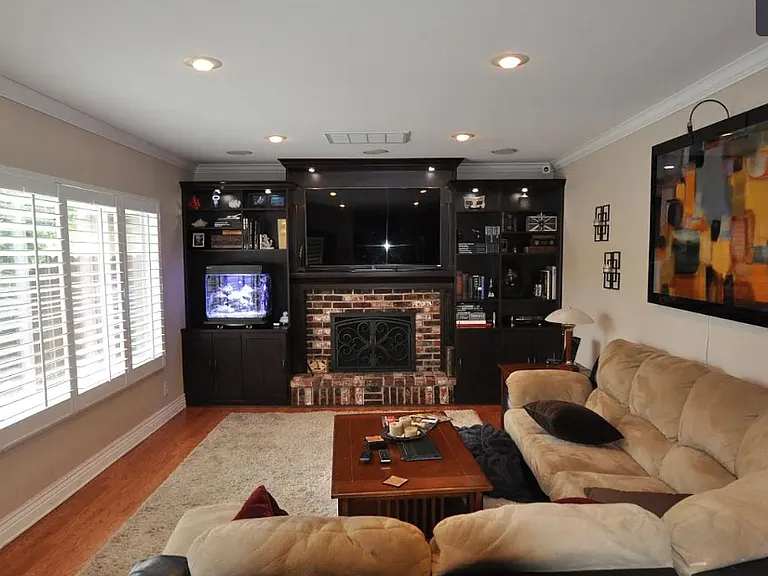 5202 Crestline Way — Photo 4